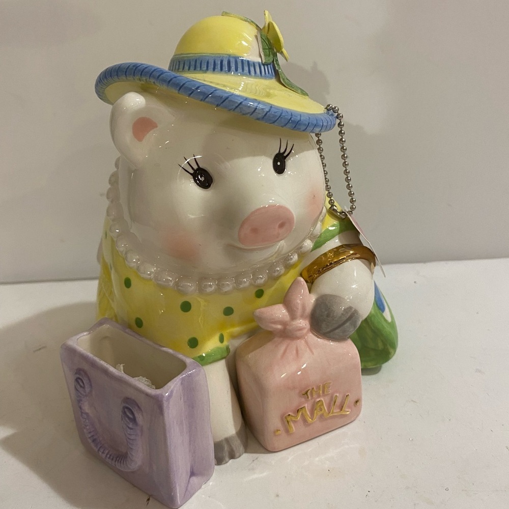 Mud Pie Charming Ceramic Pig Figurine Bank with Shopping Bags (PQ)